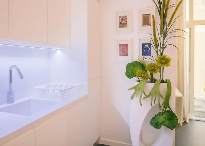 Spacious 2-bed With Interior Terrace Near Marques De Pombal, - Ttl300 * Lizbona