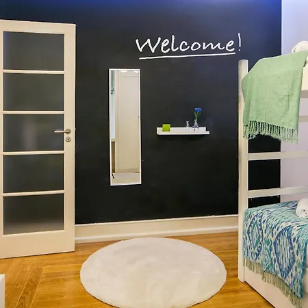 Appartamento Spacious 2-bed With Interior Terrace Near Marques De Pombal, - Ttl300 *