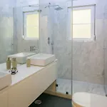 Apartment Spacious 2-bed With Interior Terrace Near Marques De Pombal, - Ttl300 *