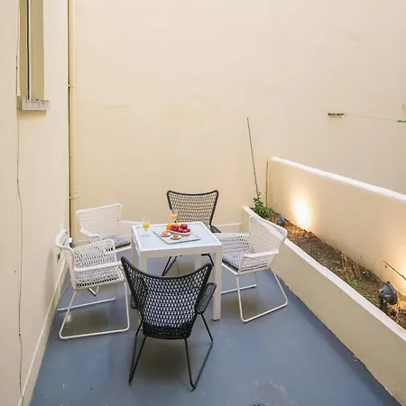 With A Terrace In The Heart Of Lisbon, 300 Apartment *